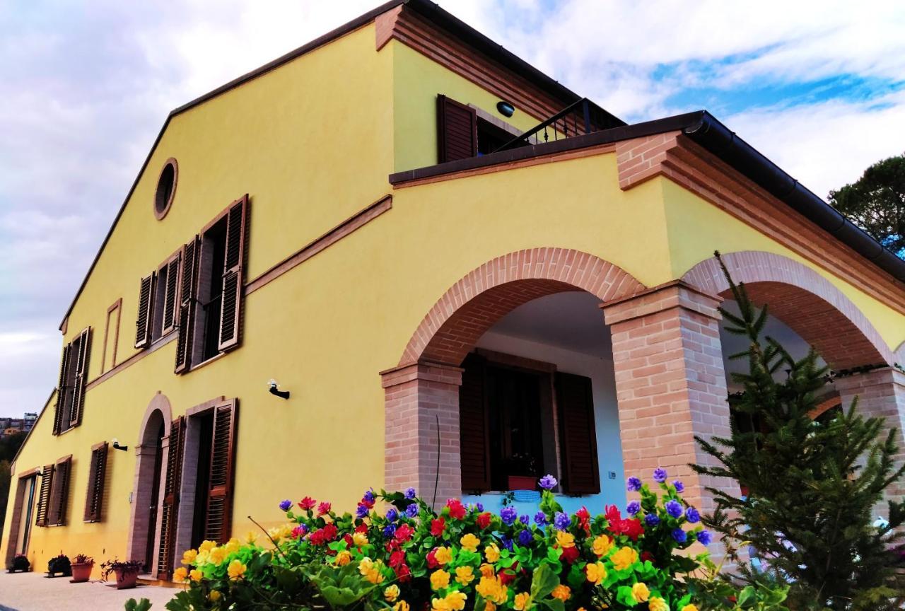 Il Villaggio Delle Fate Macerata Dış mekan fotoğraf